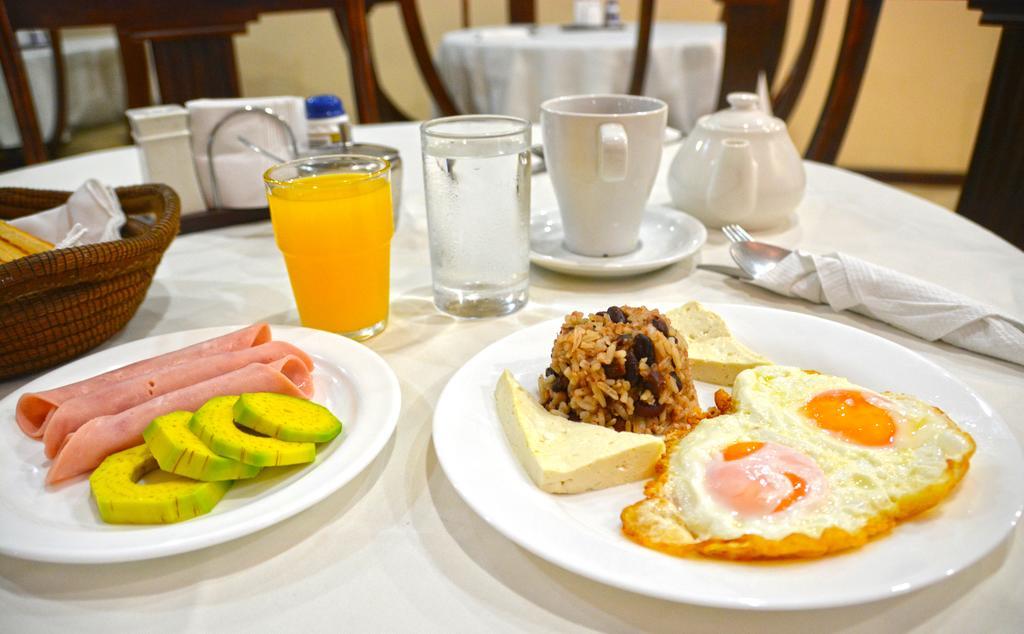 Hotel Internacional Managua Zewnętrze zdjęcie